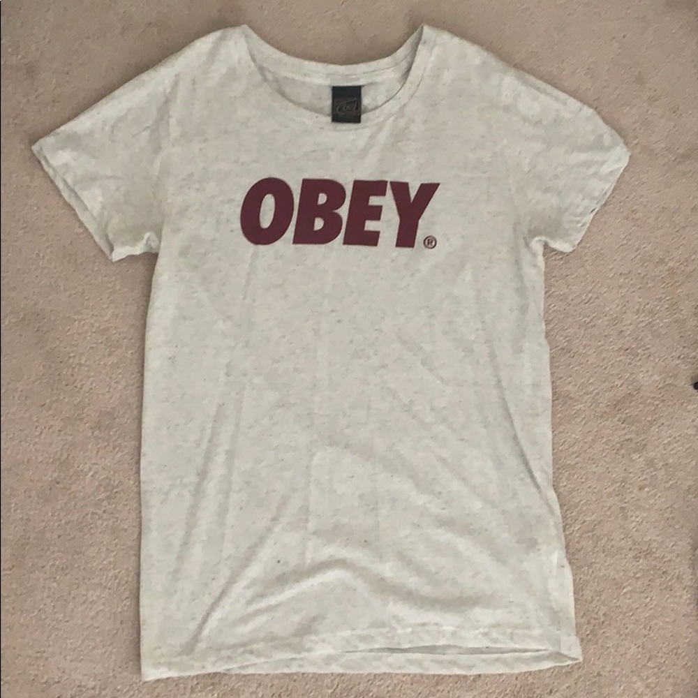 Obey T-shirt size L